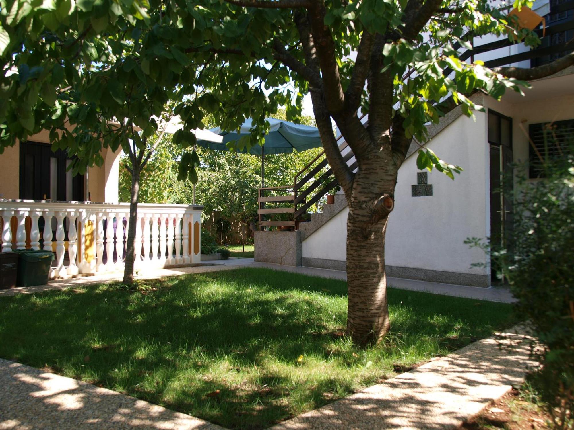 Apartments Nevenka Krk Town Rom bilde